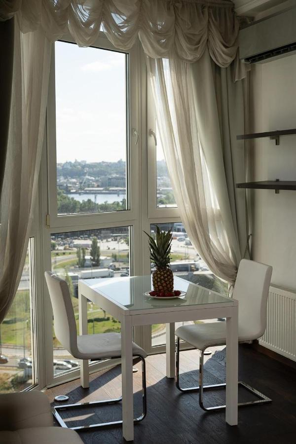 קייב Exquisite Panoramic Views Apartment Dnipro Embankment מראה חיצוני תמונה